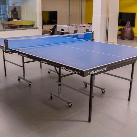 Rove By Boston Living Hostel ไฮเดอราบัด ภายนอก รูปภาพ
