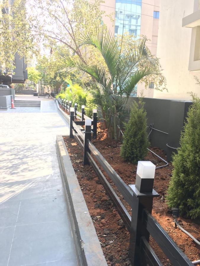 Rove By Boston Living Hostel ไฮเดอราบัด ภายนอก รูปภาพ