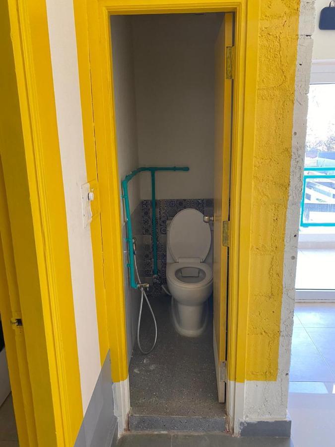 Rove By Boston Living Hostel ไฮเดอราบัด ภายนอก รูปภาพ