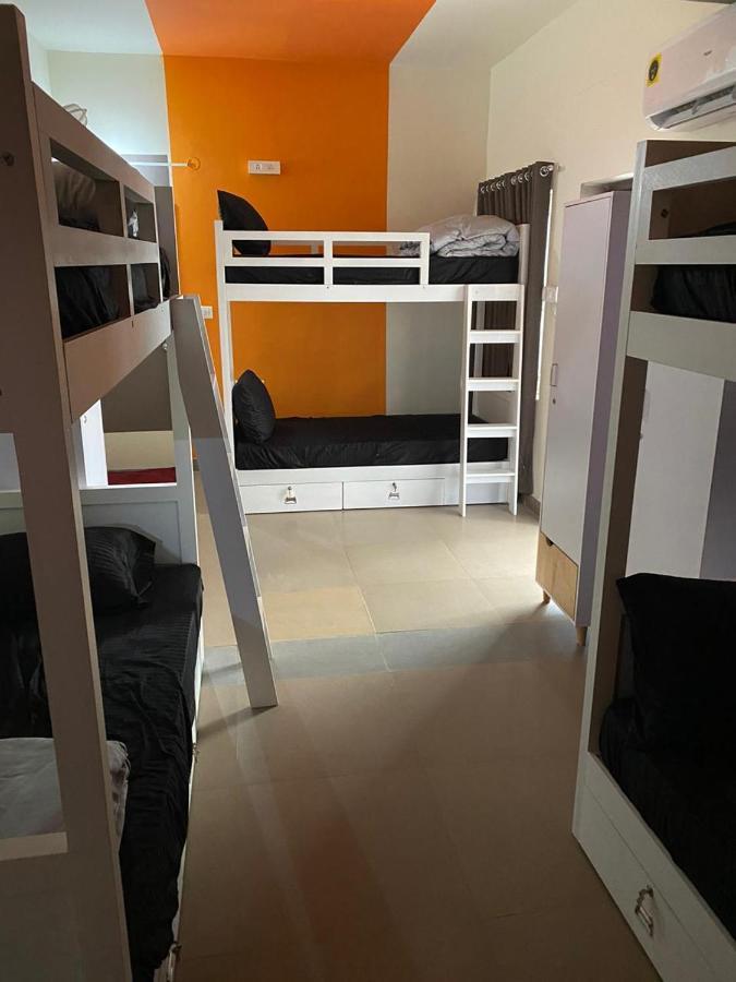 Rove By Boston Living Hostel ไฮเดอราบัด ภายนอก รูปภาพ